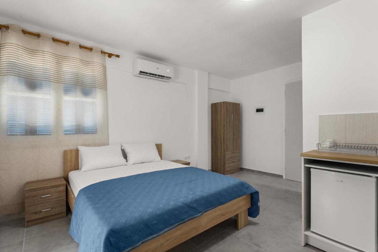 Nikolas Apartments Stoupa Lévktron Exterior foto