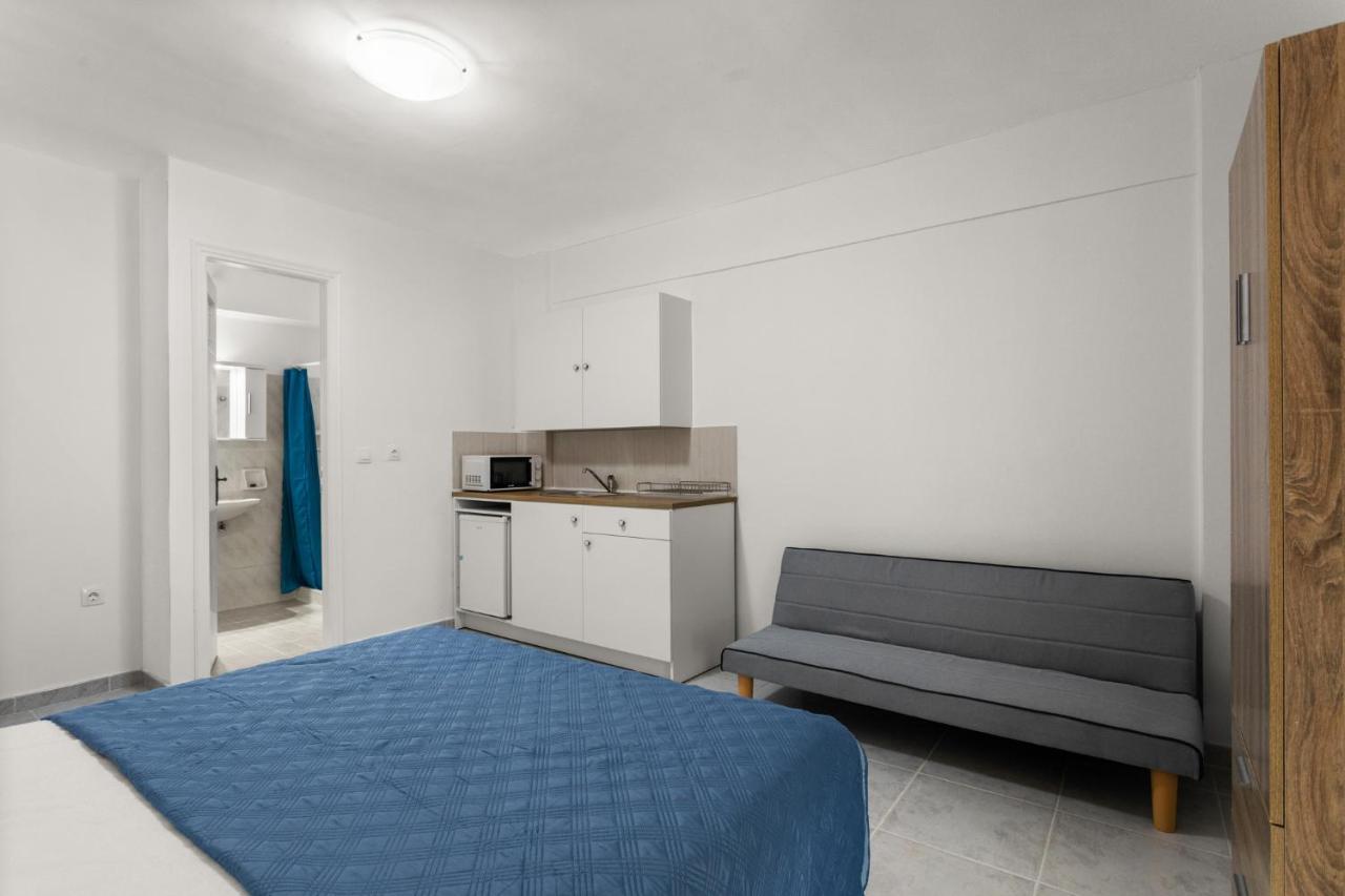 Nikolas Apartments Stoupa Lévktron Exterior foto